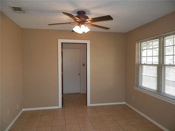 5th image of 2154 Wren Ln