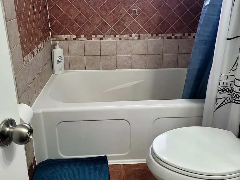 1374 Charles Dr #UPPER — Photo 21