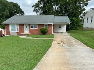 108 Sweetbriar Dr, Danville, VA 24540