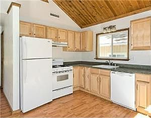 4th image of 867 A Ln