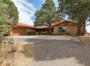 677 Black Hawk Dr NE, Albuquerque, NM 87122