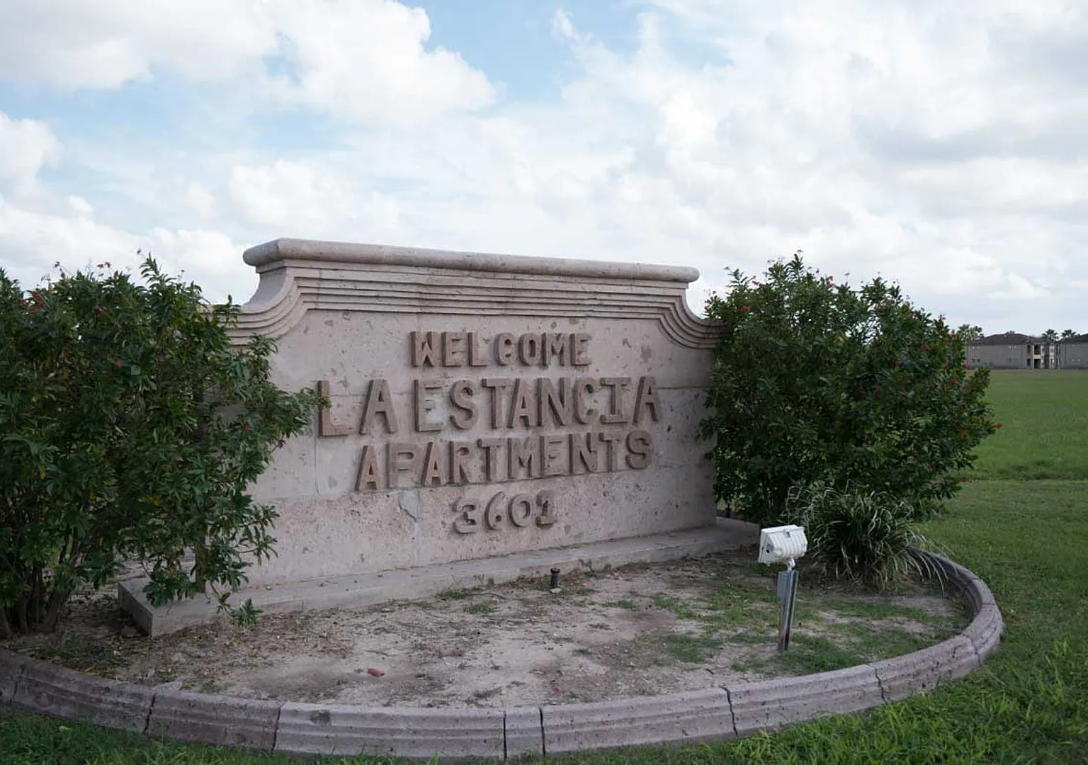 La Estancia Apartments — Photo 4