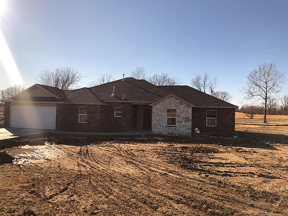 3rd image of 1141 Sequoyah Dr