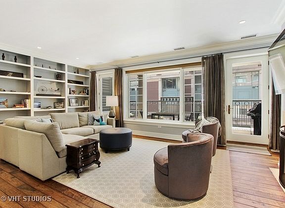 2nd image of 190 E Walton Pl APT 302