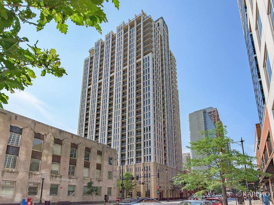 1st image of 1250 S Michigan Ave APT 1600