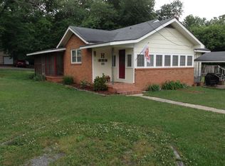 103 Clark St, Chickamauga, GA 30707
