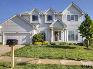 13916 Ames Ave, Omaha, NE 68164