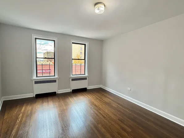 240 Cabrini Boulevard image 4 of 14