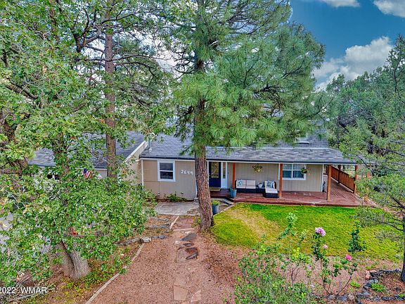 2nd image of 2649 Oak Leaf Dr