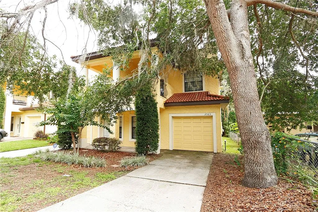 3 bed, 2.5 bath, 1711 sqft, $2,795 — Photo 1