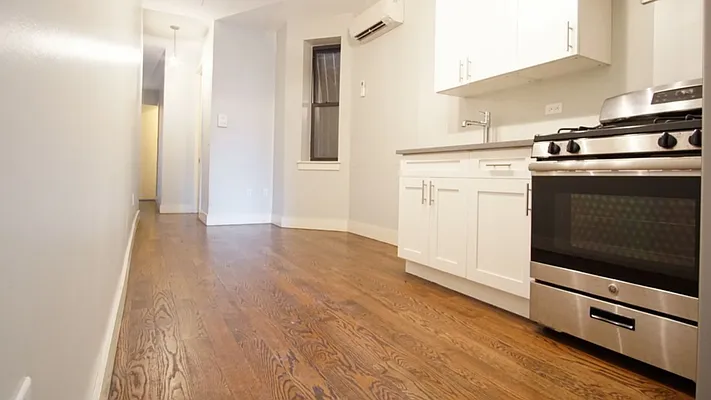 Rented by Nooklyn NYC LLC | media 9