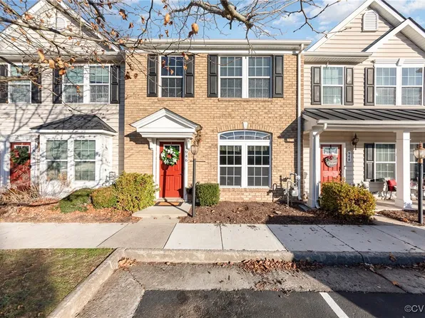 946 Kitty Hamilton Cir, Ashland, VA 23005