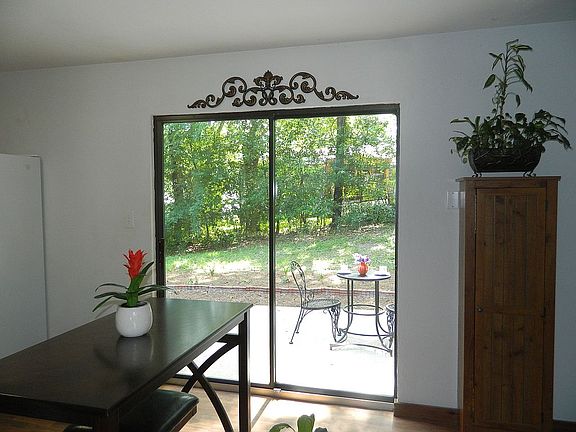 4th image of 4031 Sonnet Dr