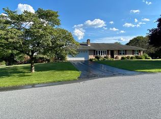 15 Creamery Rd, Boiling Springs, PA 17007