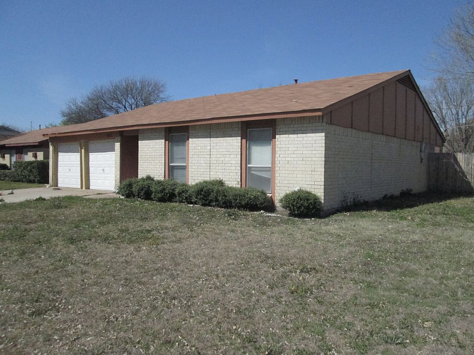 1st image of 518 Alva Dr