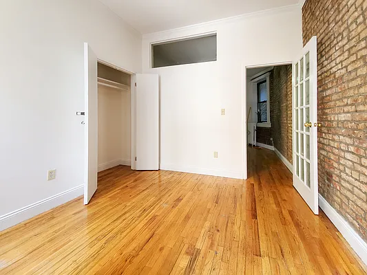 Rented by Brighton Management | media 4