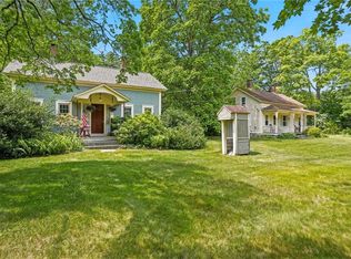 364 Abbott Run Valley Rd, Cumberland, RI 02864