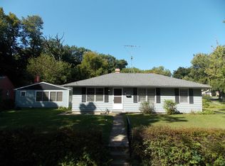 1522 Circle Ct, Waukegan, IL 60085