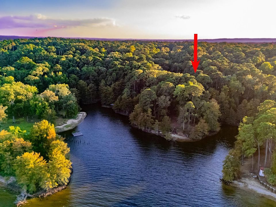 1st image of 477 Lakeshore Drive