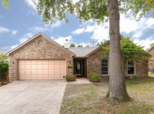 4661 Saron Dr, Lexington, KY 40515