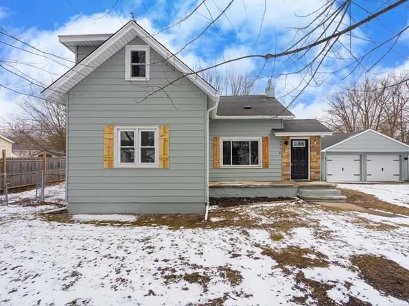 3314 Poplar St, Port Huron, MI 48060