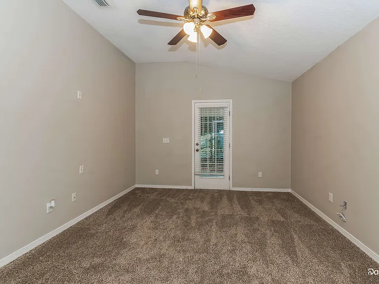 6401 Sarahs View Ct — Photo 13