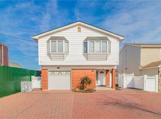 15623 89th St, Howard Beach, NY 11414