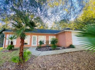 556 Aila St, Diamondhead, MS 39525