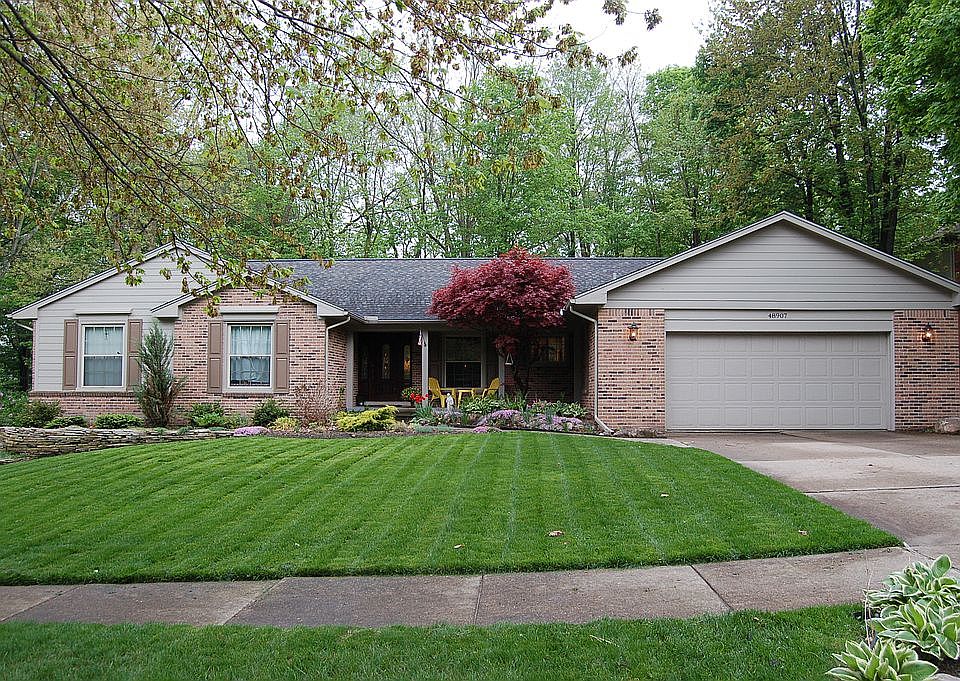 1st image of 48907 W Hillcrest Ct