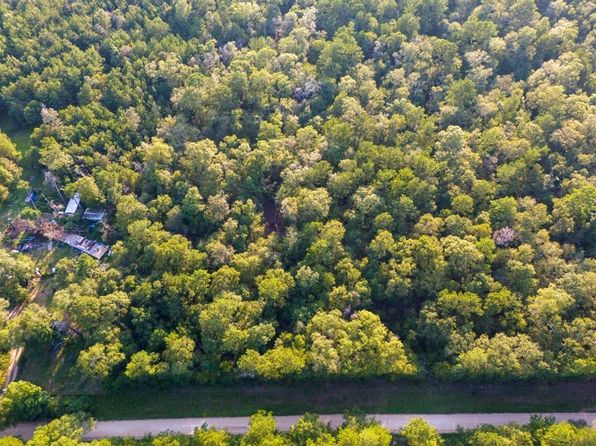 6271 Outlaw Bend Rd, Rye, TX 77369