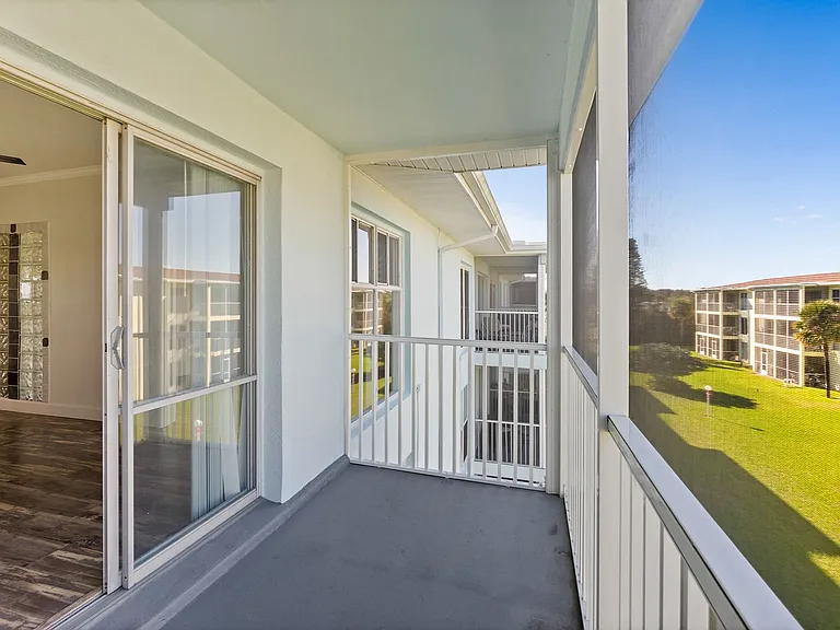 719 S Beach St #314B — Photo 29