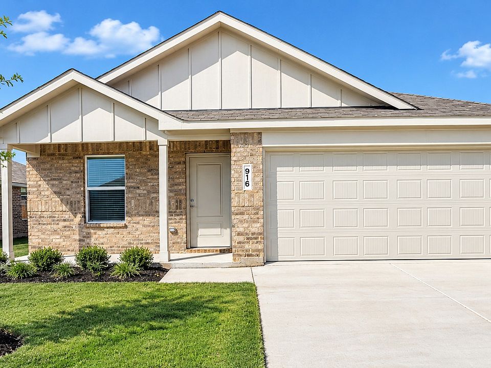 1st image of 916 Prestonwood Ln