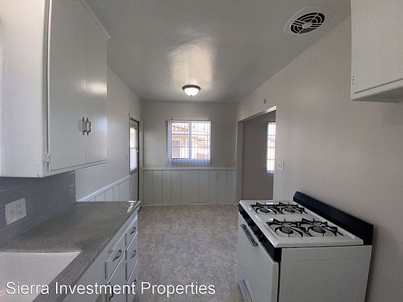 4th image of 2337 Montrose Ave Unit C