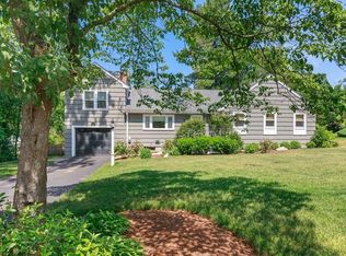 19 Peter Hobart Dr, Hingham, MA 02043