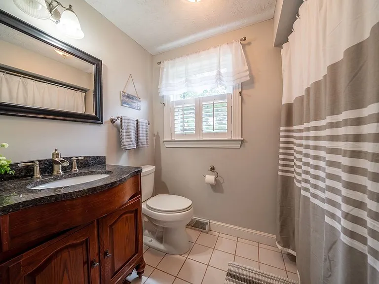 246 Winding Pond Rd — Photo 11