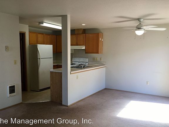 2nd image of 15202 SE 8th St APT B