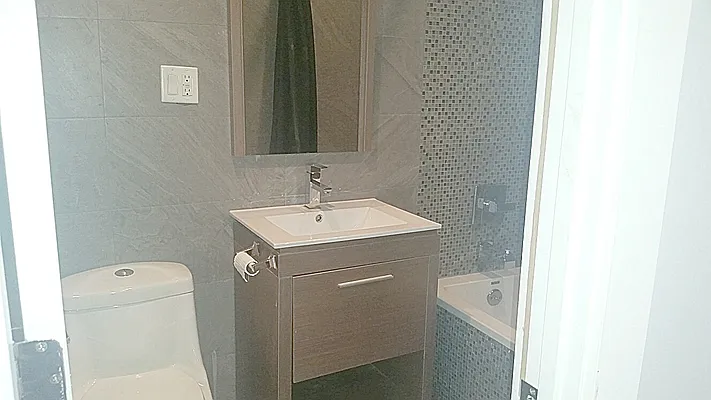 Rented by Edward Gugenheim, LREB | media 16