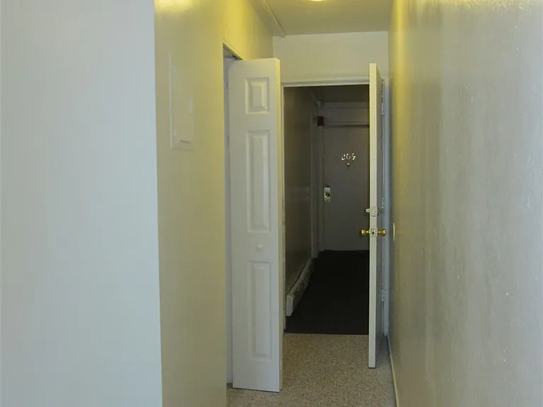 404 W Forest Ave — Photo 8