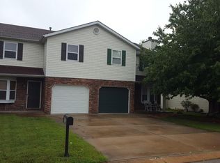 1630 Progress Ln, Belleville, IL 62221