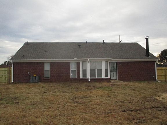 3rd image of 7321 Dunbarton Dr
