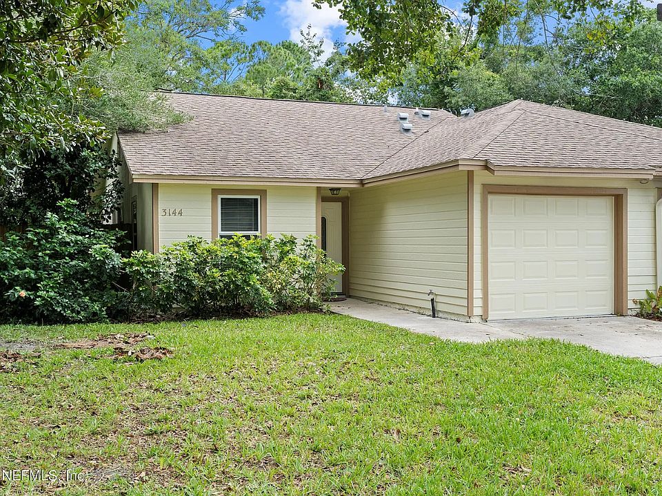 1st image of 3144 Courtney Woods Ln W