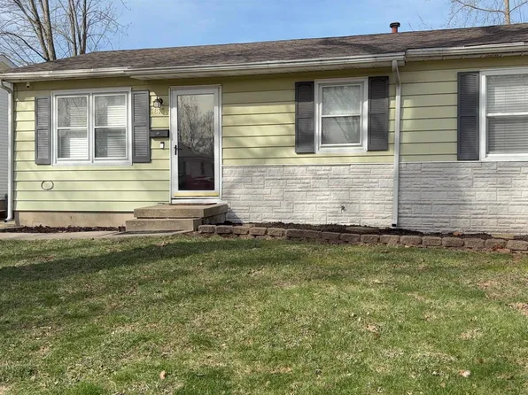 1815 Fairfield Dr, Springfield, IL 62702