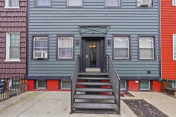 Rented by Owner | media 3