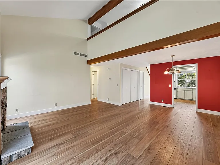 3117 S Waterbury Ln — Photo 6