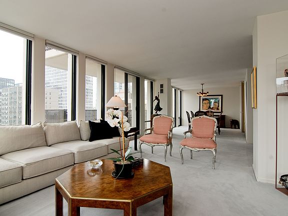 3rd image of 200 E Delaware Pl APT 20C