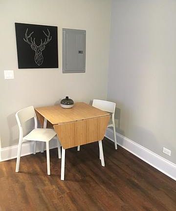 3rd image of 815 W Lakeside Ave #6