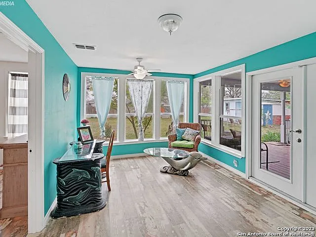222 S 12th St — Photo 38