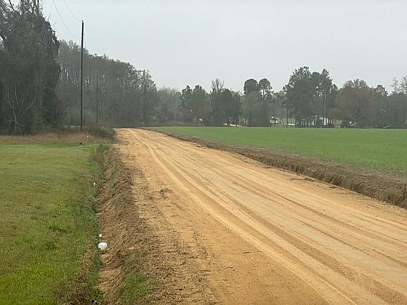 4th image of 757 Sellars Rd