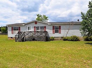 6145 Waco Ct, Wedgefield, SC 29168