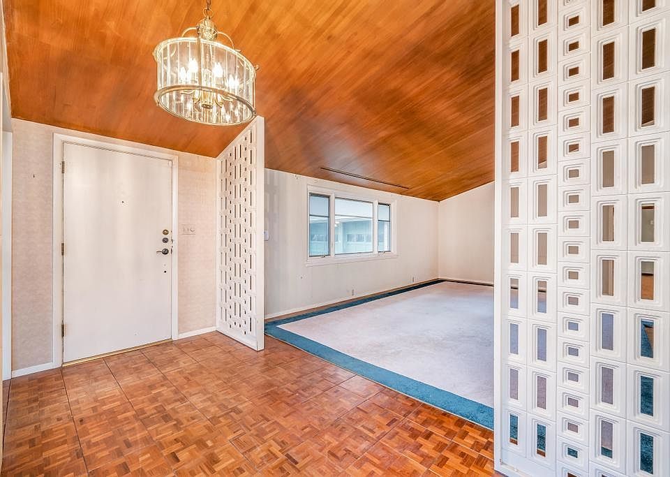 9300 N Ridge Rd, Hesston, KS 67062 Zillow